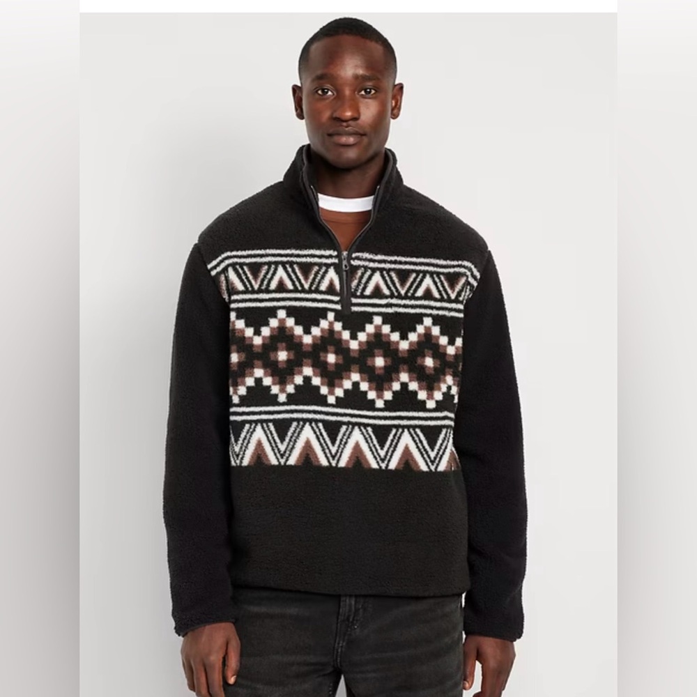 BRAND NEW- Old Navy Men's Black Patterned Sweater
